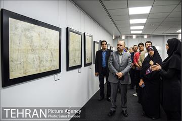 بازدید مدیرکل دفتر شهردار تهران از نمایشگاه دائمی نقشه 3