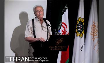 بزرگداشت هوشنگ مرادی کرمانی در تولد ماه 15