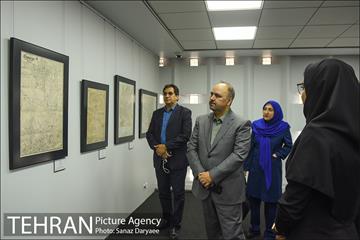 بازدید مدیرکل دفتر شهردار تهران از نمایشگاه دائمی نقشه 2