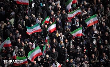 تشییع پیکر مطهر شهدای ناوشکن دنا 51