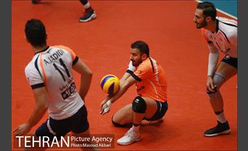 دیدار تیم های والیبال بانک سرمایه و سایپا