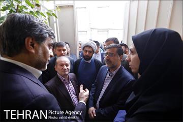 بازدید وزیر محترم بهداشت و سرپرست شهرداری تهران از مرکز پرتو  11