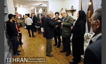 افتتاح «کافه کتاب ققنوس» در هفته کتاب 19