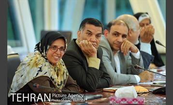 جلسه شهردار تهران با اعضای شورای شهر 40