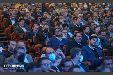 همایش فصلی مدیران و آیین رونمایی از بسته خرسندساز کارکنان شهرداری تهران 3