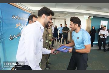 مسابقه پله‌نوردی آتش‌نشانان 3