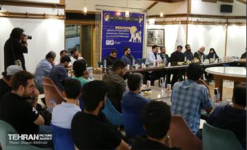 نشست سخنگوی شورای شهر با عکاسان خبری 22