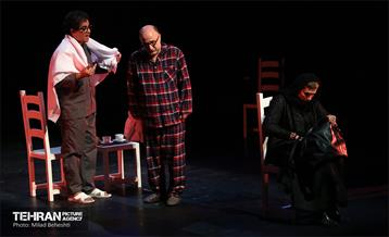 نمایش فرودگاه، پرواز شماره ۷۰۷‎‎