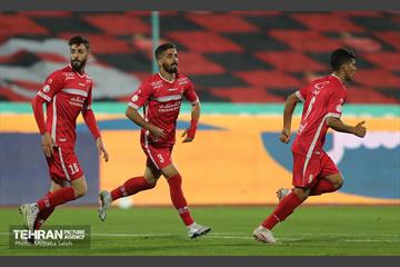 دیدار تیم های فوتبال پرسپولیس و هوادار 23