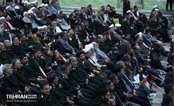 اولین همایش مسجد برقرار در حرم امام(ره) 57