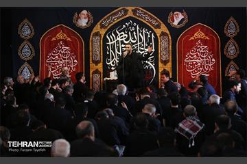 نماز جمعه عاشورایی در منطقه ۵ 8