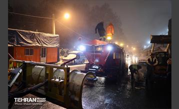 بارش برف زمستانی در معابر شمالی پایتخت - 1 43