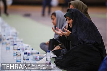افطاری ساده در ایوان انتظار میدان ولیعصر(عج) 4