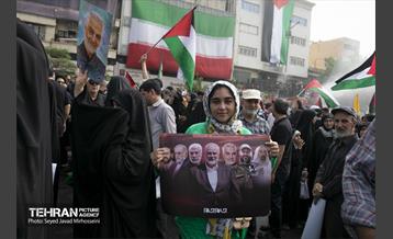 تشییع پیکر شهید اسماعیل هنیه در تهران - 3 35