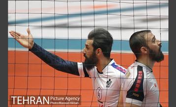 دیدار بانک سرمایه و پیکان در لیگ برتر والیبال 3