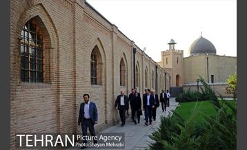 بازدید شهردار بلگراد از باغ موزه قصر 43