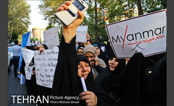 تجمع اعتراضی دانشجویان مقابل مقرسازمان ملل در تهران 13