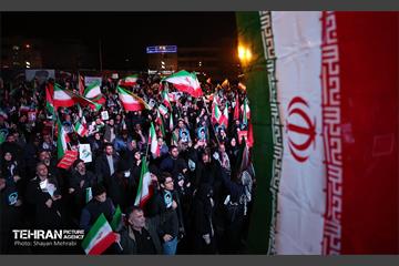 اجتماع مردم در هفتمین روز شهادت رهبر انقلاب اسلامی 30