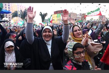 جشن نیمه‌شعبان در میدان ولی‌عصر (عج) 22