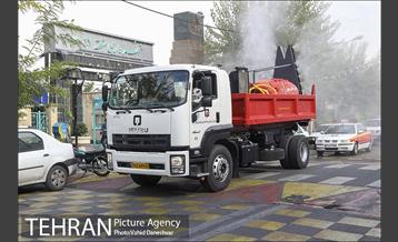 عملیات ضد عفونی معابر شهری منطقه 17 18