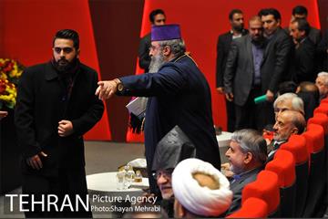 نشست شهردار تهران با رهبران ادیان توحیدی و جمعی از چهره های برجسته اقلیت دینی‎ 13