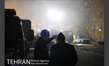 امداد رسانی شبانه در حادثه پلاسکو 6