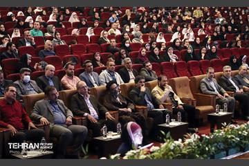 اولین جشنواره دانش‌آموزی «تا آسمان» 16