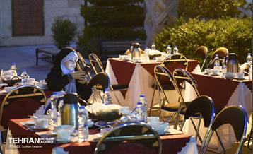ضیافت افطاری با حضور خانواده های معزز شهدا 15