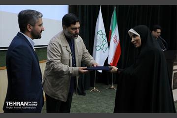 تقدیر از عوامل اجرایی کلان پروژه‌های منطقه ۹ 4