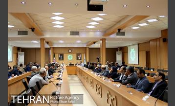 نشست مشترک دکترقالیباف و اعضای منتخب شورای شهر پنجم 18