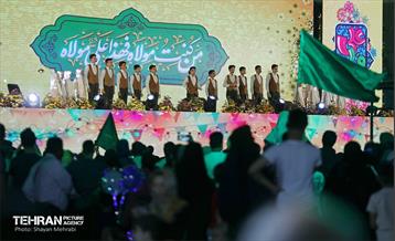 مهمانی ۱۰ کیلومتری عید غدیر در تهران 17