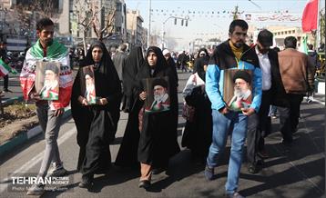 راهپیمایی ۲۲ بهمن در تهران - ۲ 29