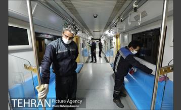آغاز عملیات ضدعفونی کردن مترو تهران 4
