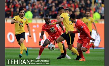 دیدار تیم‌های فوتبال پرسپولیس - پارس جنوبی 11