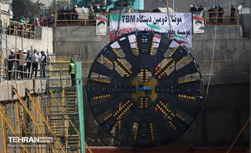 مونتاژ قطعه اصلی دومین دستگاه TBM خط 10 16
