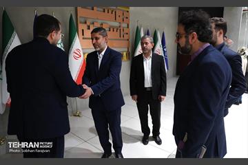 مراسم اهدای هدایای عتبات عالیات به خانواده های آسیب دیده در جنگ 4