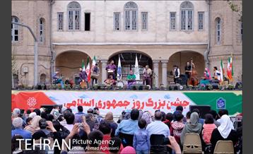 کنسرت گروه رستاک در میدان مشق 9