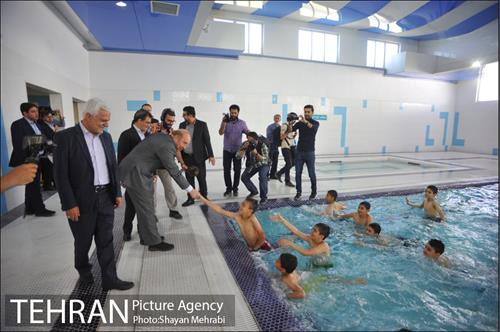 آیین افتتاح و بهره برداری از پروژه های منطقه 15 با حضور دکتر قالیباف 13