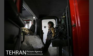 پذیرایی ایستگاه های آتش نشانی از شهروندان و دانش آموزان 8