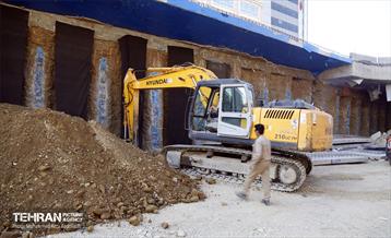 بازدید معاون فنی و عمرانی از پروژه‌های عمرانی منطقه ۵ 33