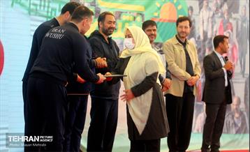 همایش بزرگ پیاده روی خانوادگی در بوستان جوانمردان 26