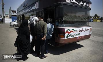 حضور مردم در مرقد امام خمینی(ره) 20