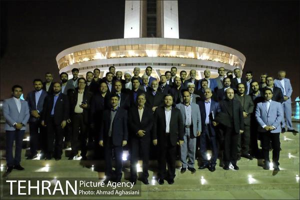 بازدید مدیران مراکز استان ها صداوسیما از برج میلاد 21