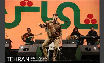 شادباش (ویژه برنامه عید غدیر خندوانه)‎ 9