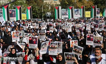 اجتماع جمعیت هلال احمر و کادر بهداشت و درمان در حمایت از مردم فلسطین 22