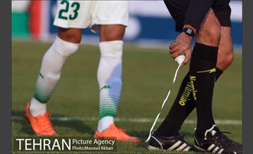 دیدار تیم های فوتبال سایپا تهران و ذوب آهن اصفهان