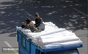 بی قانونی؛ بار های نامتعارف 50