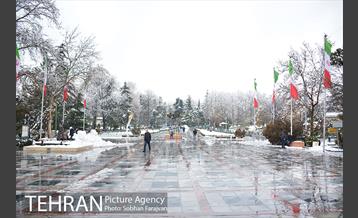 روز برفی تهران در بوستان ملت 27