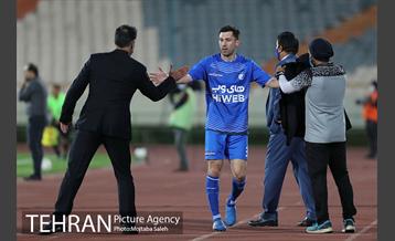 دیدار تیم های فوتبال استقلال و مس رفسنجان 16