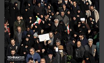 تشییع پیکرهای ۱۰۰ شهید گمنام از مقابل دانشگاه تهران 19